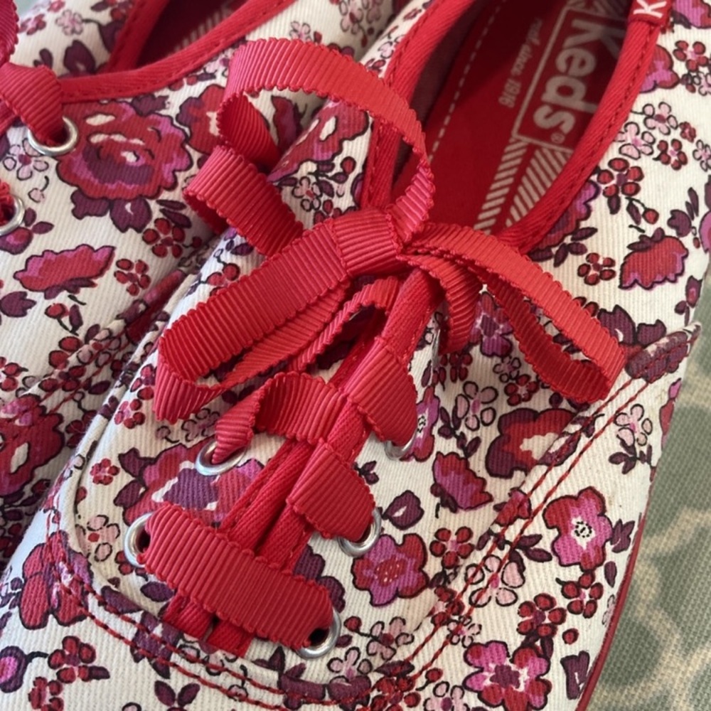 Keds Floral Lace Up Sneakers Red White 7.5 - Picture 5 of 9